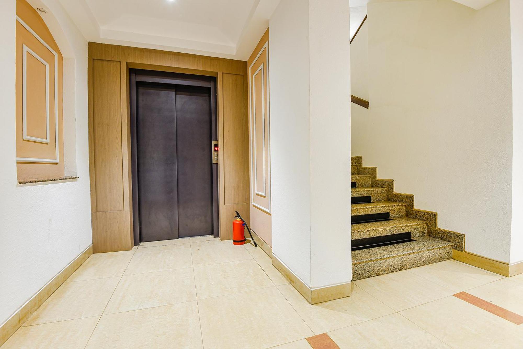 Fabhotel Prime Supreme - 700M From Vasco Da Gama Railway Station Marmagao 外观 照片