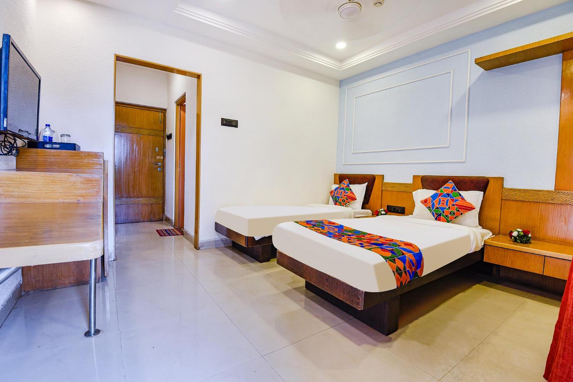 Fabhotel Prime Supreme - 700M From Vasco Da Gama Railway Station Marmagao 外观 照片